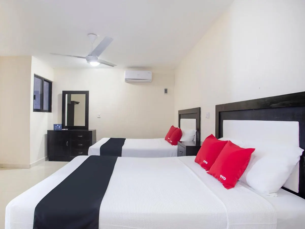 **  Hotel Jardin Cancun Mexico