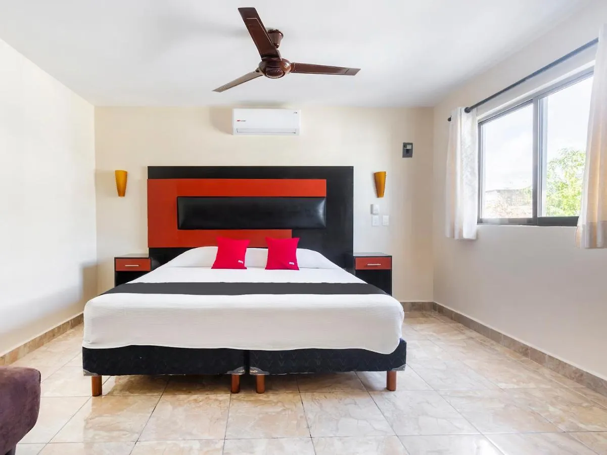 Hotel Jardin Cancun 2*,